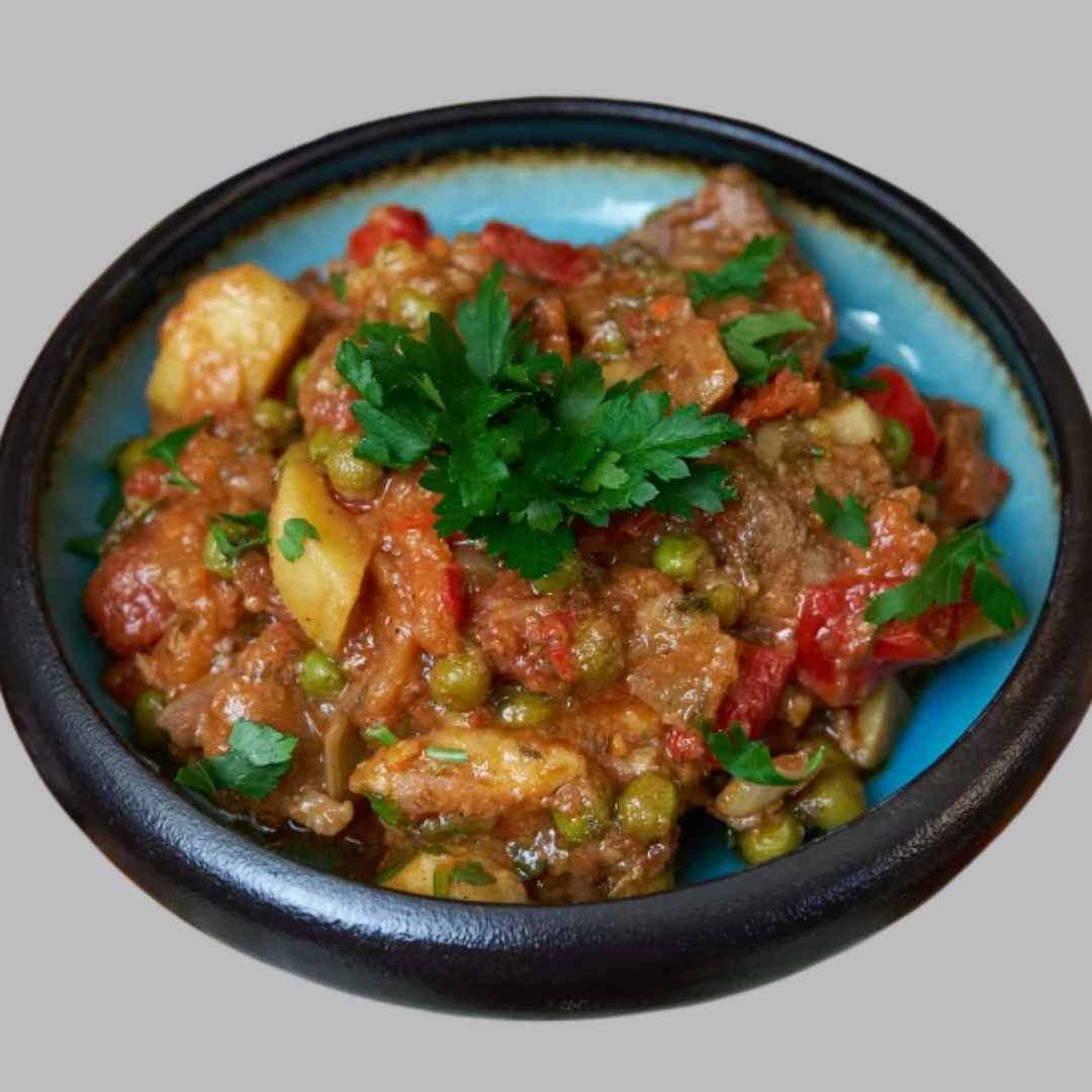 Tocanita de vitel cu legume proaspete si sos de rosii - 500 gr / 1 kg de la Chefsuperfood Tocanita de Vitel