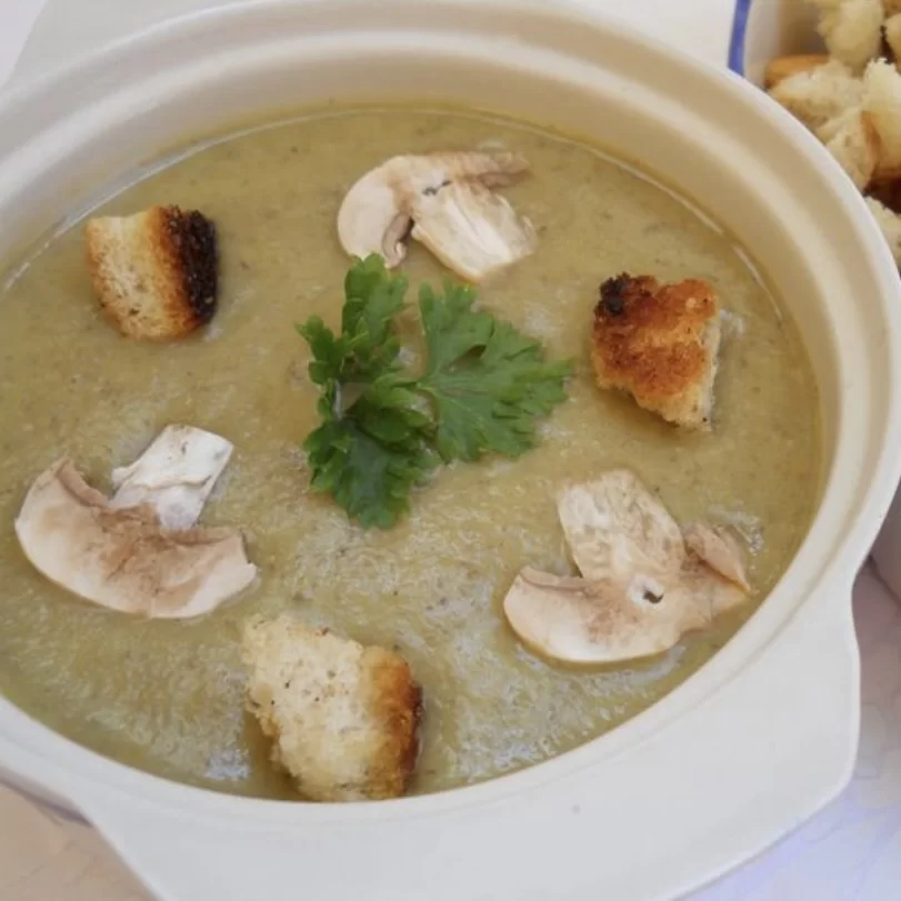 Supa crema de ciuperci by ChefSuperFood 1.2l / 2.4l de la Chefsuperfood Import placeholder for 10750