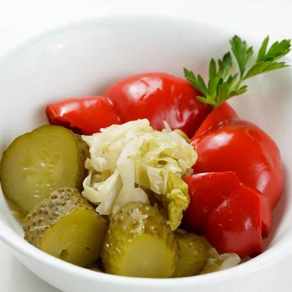 Muraturi asortate: castraveti, gogosari, gogonele - 500 gr / 1 kg de la Chefsuperfood Import placeholder for 239