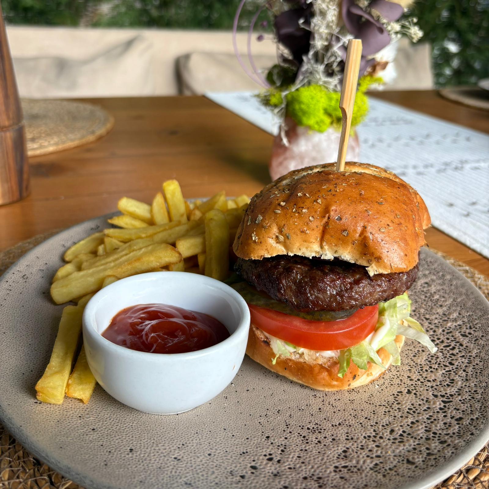 Burger cu carne de vita by ChefSuperFood de la Chefsuperfood Bulete de cascaval cremos- 500g