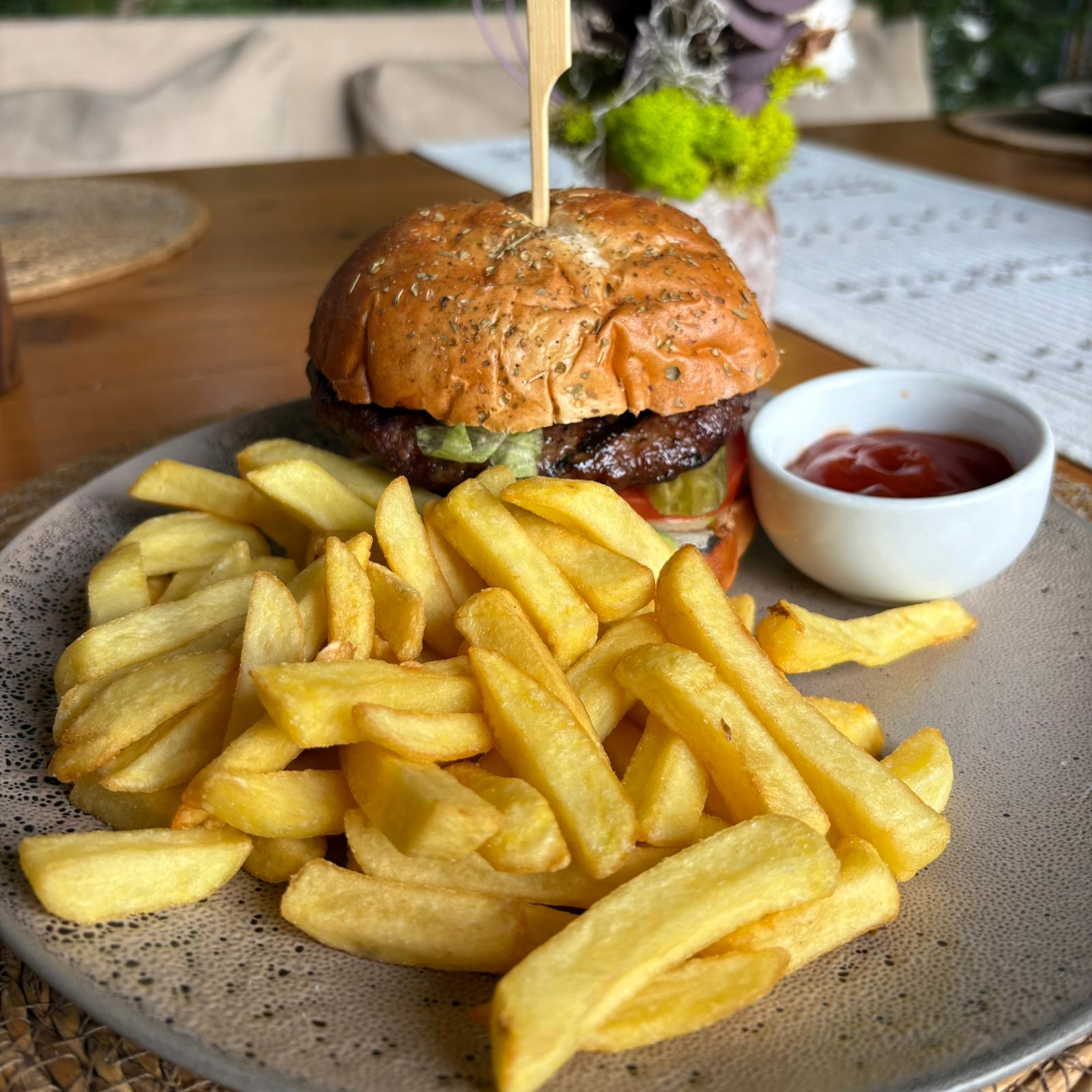 Burger cu carne de vita by ChefSuperFood de la Chefsuperfood Bulete de cascaval cremos- 500g