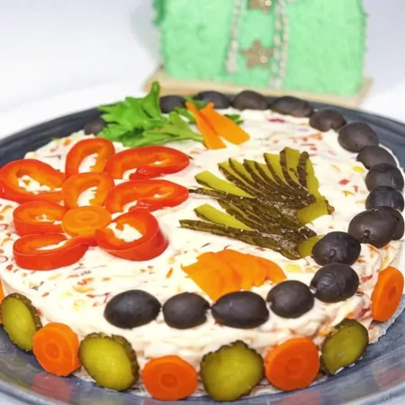 Salata de Boeuf cu Pui