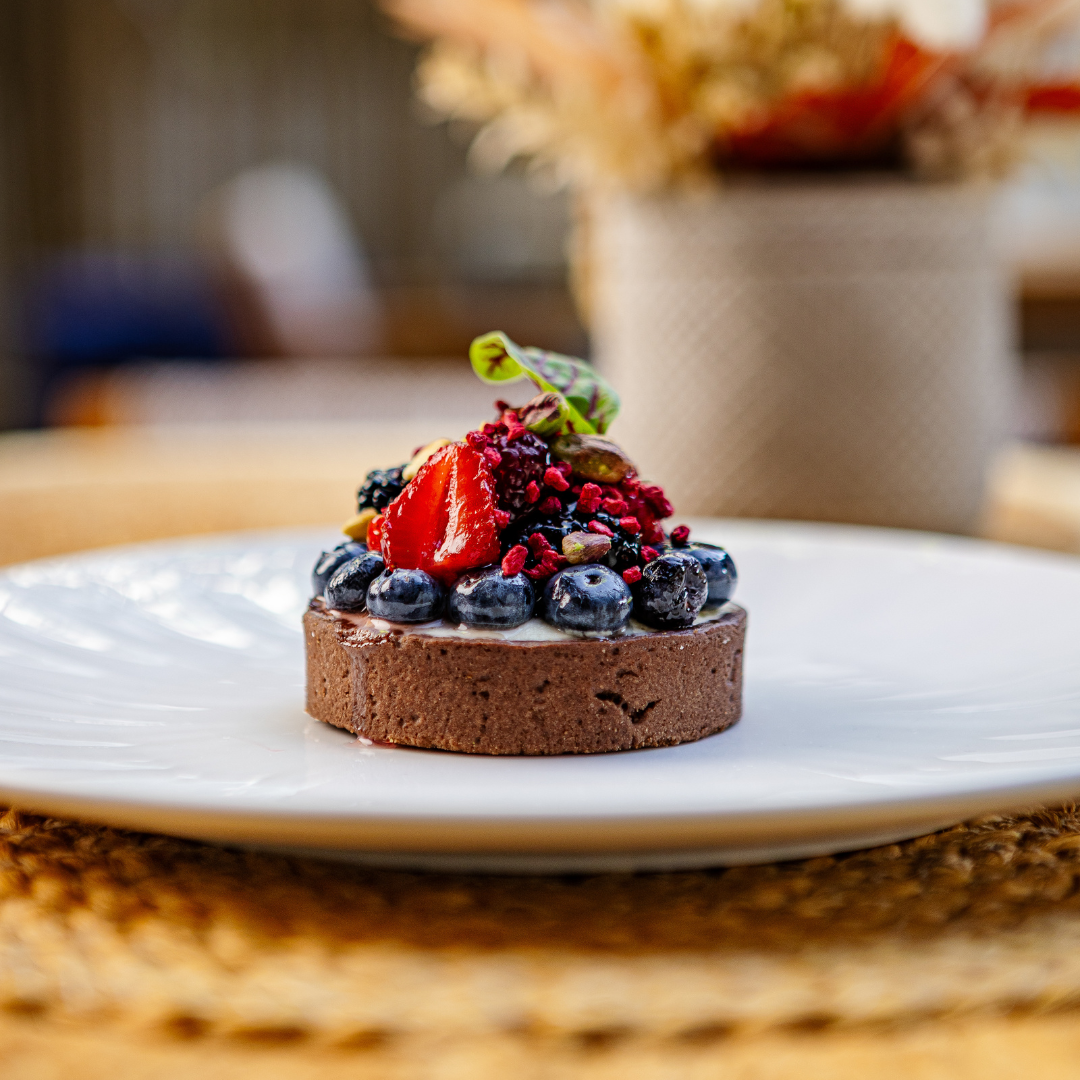 Tarta cu vanilie si fructe de padure - 240 gr de la Chefsuperfood Amandina cu Sirop din Belsug