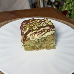 Cinnamon Roll cu Zmeura by ChefSuperFood