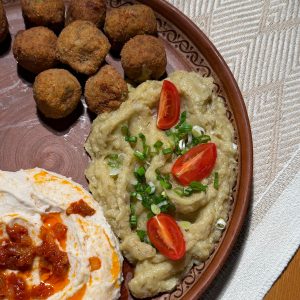 Platou vegetarian pentru 2 persoane de la Chefsuperfood Platou vegetarian pentru 2 persoane