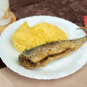 Macrou prajit cu mamaliga by ChefSuperFood