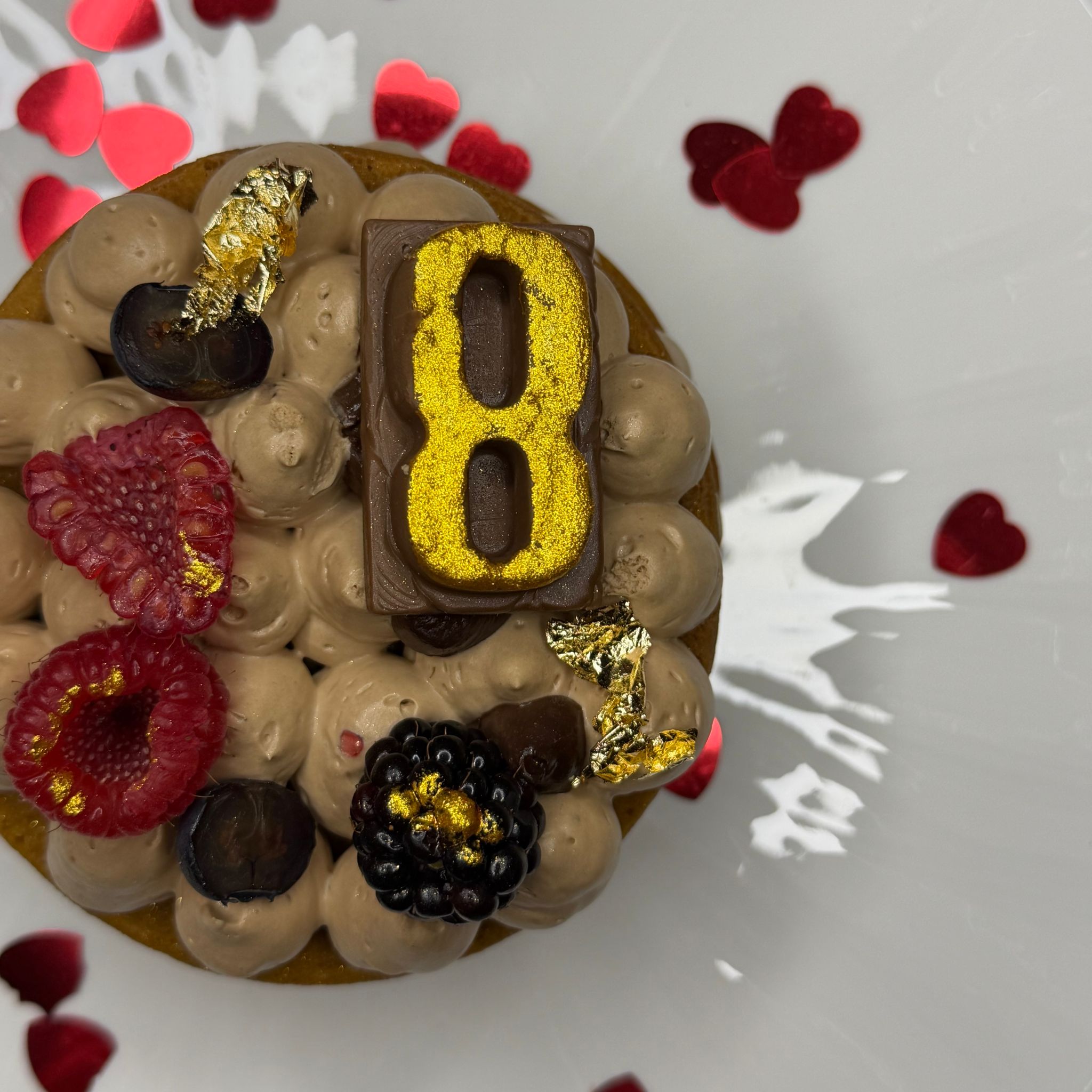 Un dulce multumesc– 8 Martie de la Chefsuperfood Cadou Dulce pentru Ea