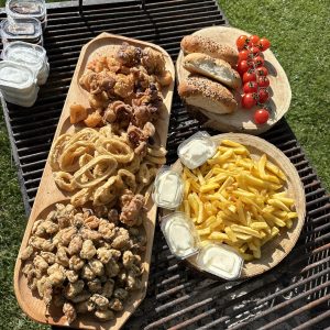 Platou carnaciori deliciosi