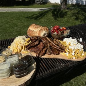 Platou carnaciori deliciosi