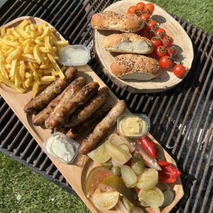 Platou carnaciori deliciosi